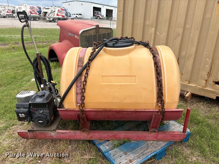 image for item EU5619 turf sprayer