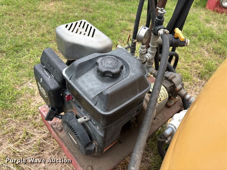 image for item EU5619 turf sprayer