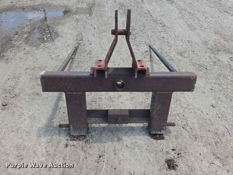 image for item EV2239 (2) bale spears 