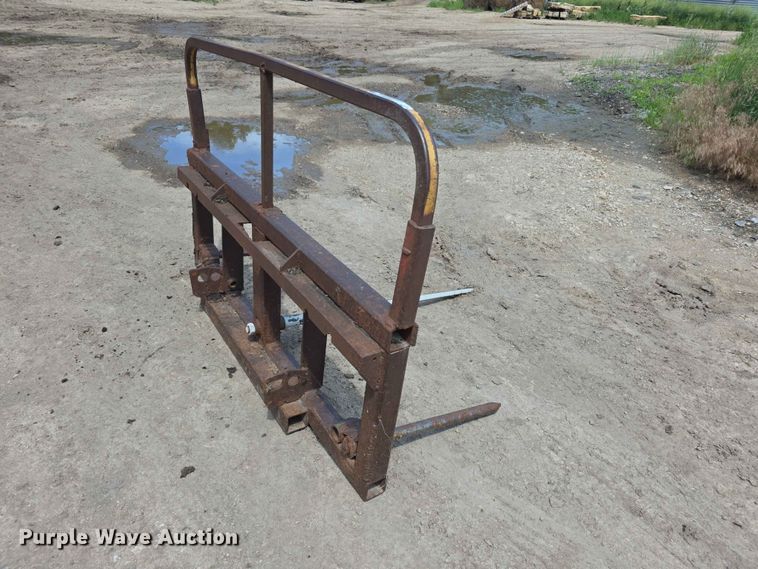 image for item EV2239 (2) bale spears 