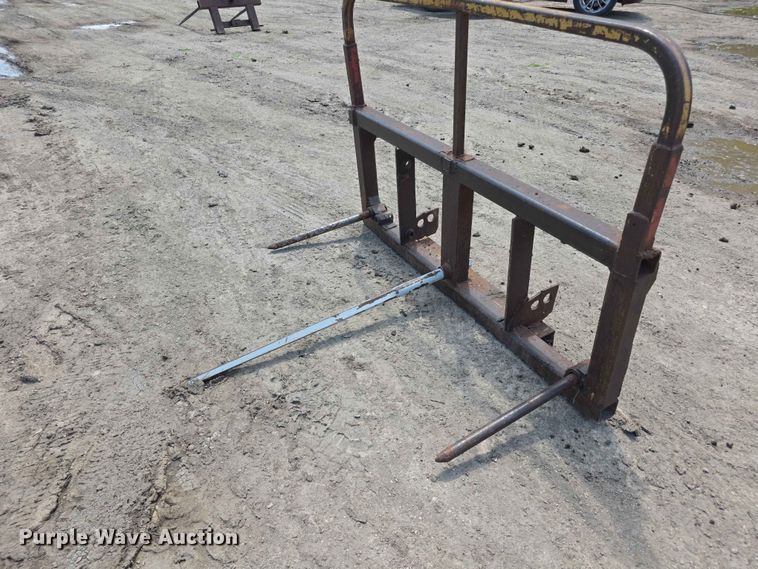image for item EV2239 (2) bale spears 