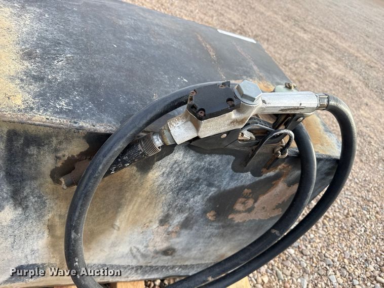image for item FB6475 Fuel tank