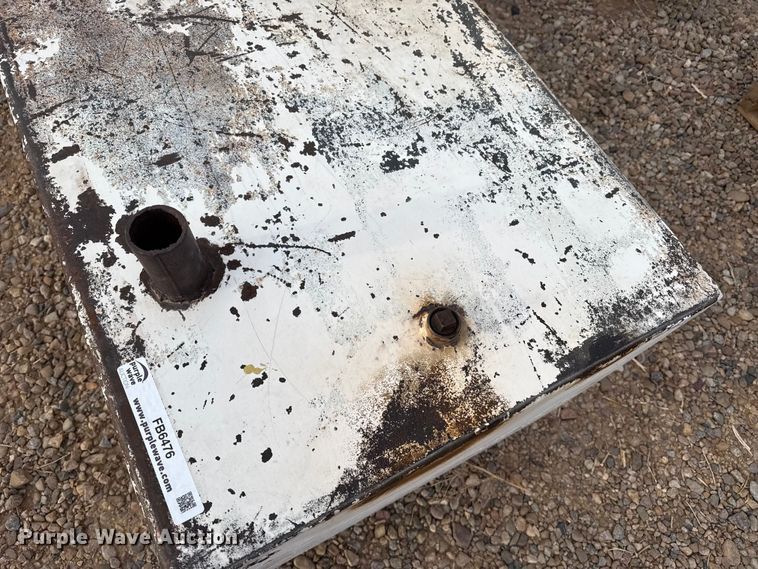 image for item FB6476 Fuel tank
