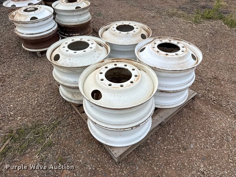 image for item FB6479 (8) 24.5 steel wheels