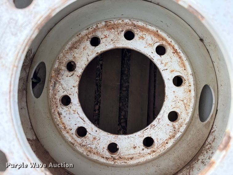 image for item FB6479 (8) 24.5 steel wheels
