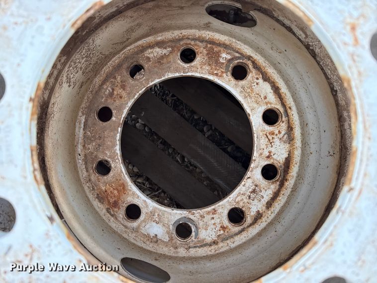 image for item FB6479 (8) 24.5 steel wheels