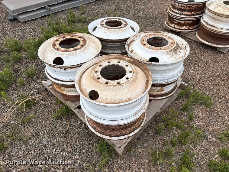 image for item FB6481 (8) 24.5 steel wheels