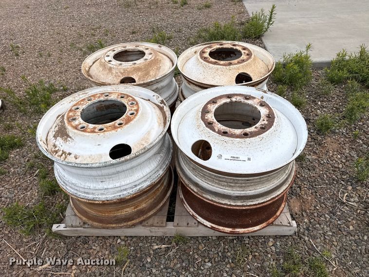 image for item FB6481 (8) 24.5 steel wheels