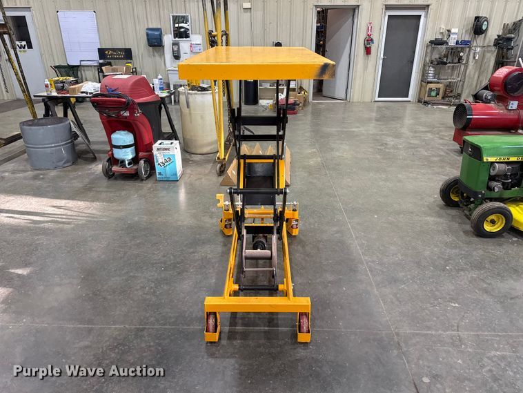 image for item FB6484 Hydraulic lift table