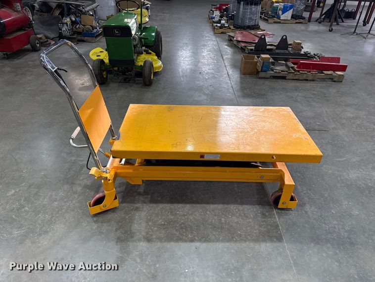 image for item FB6484 Hydraulic lift table