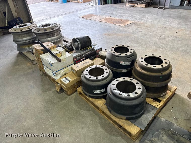 image for item FB6485 Truck parts