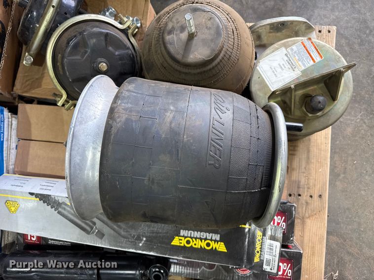image for item FB6485 Truck parts