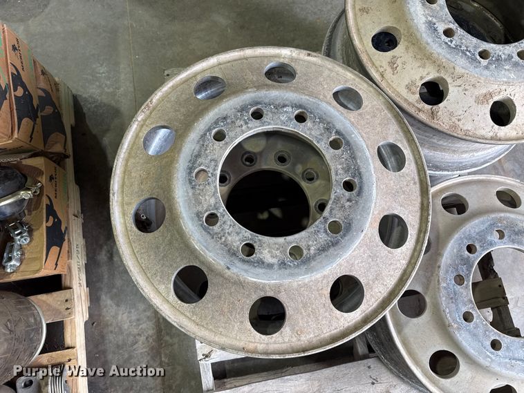 image for item FB6485 Truck parts