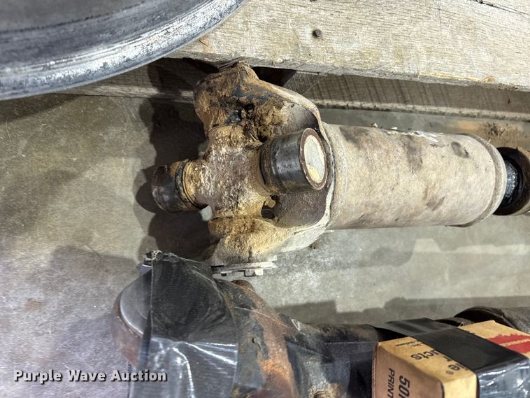 image for item FB6485 Truck parts