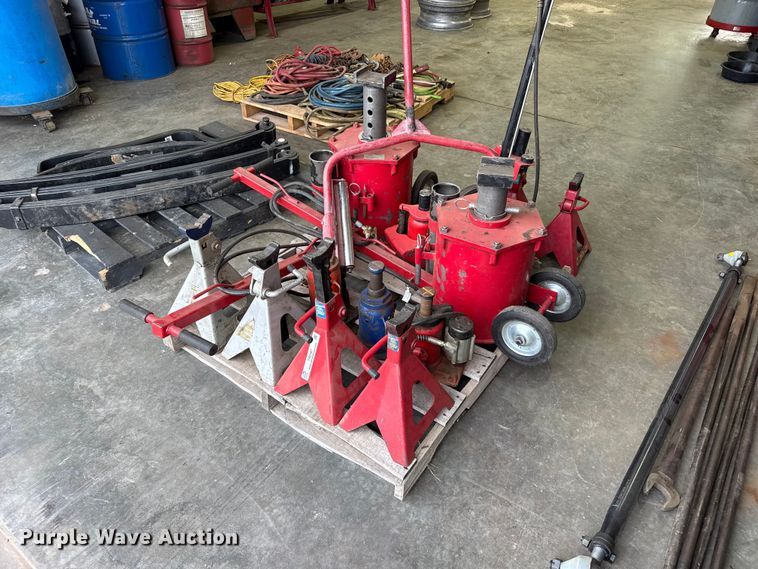 image for item FB6487 Jacks
