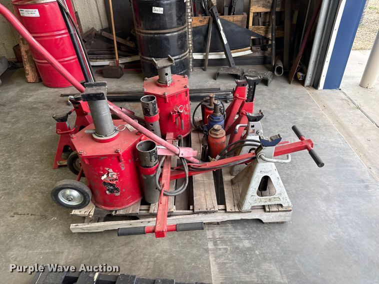 image for item FB6487 Jacks
