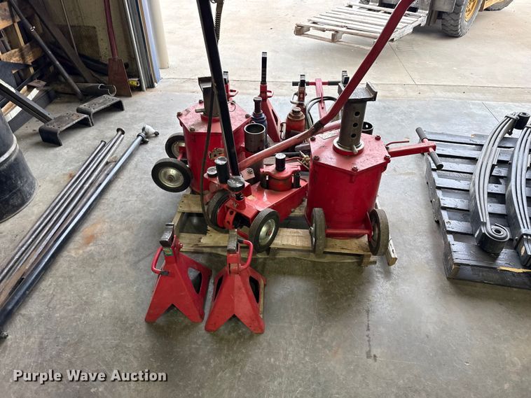 image for item FB6487 Jacks
