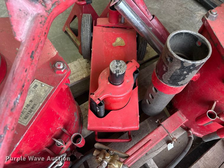 image for item FB6487 Jacks