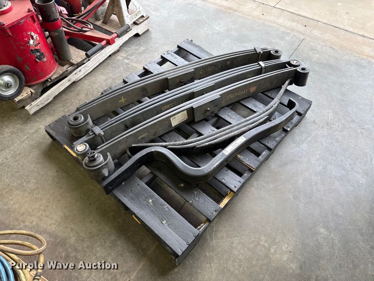 image for item FB6488 Truck springs