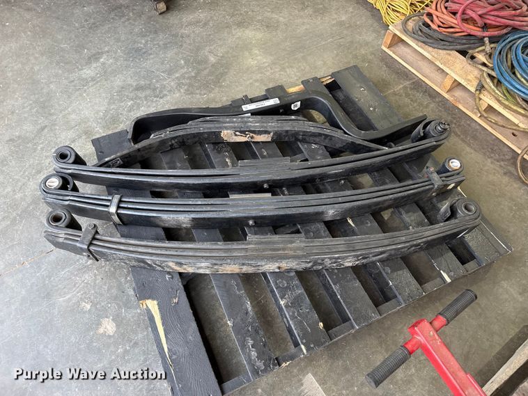 image for item FB6488 Truck springs