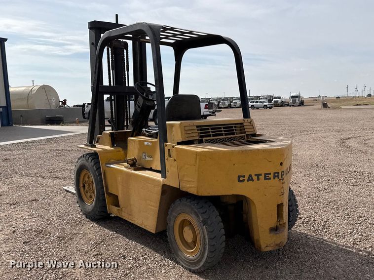 image for item FB6491 Caterpillar V80D forklift