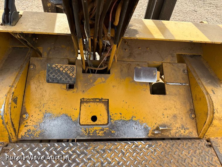 image for item FB6491 Caterpillar V80D forklift