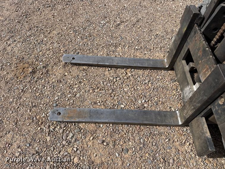 image for item FB6491 Caterpillar V80D forklift