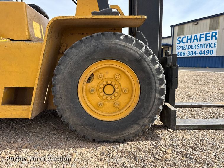 image for item FB6491 Caterpillar V80D forklift