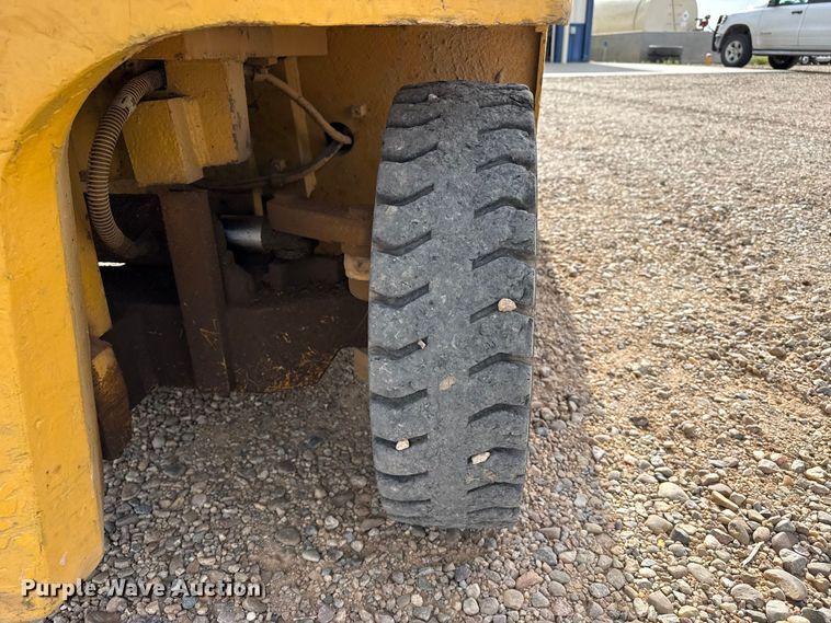 image for item FB6491 Caterpillar V80D forklift