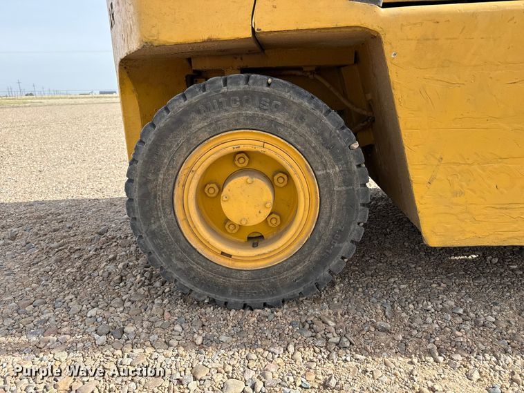 image for item FB6491 Caterpillar V80D forklift