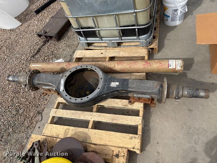 image for item FB6492 Truck parts
