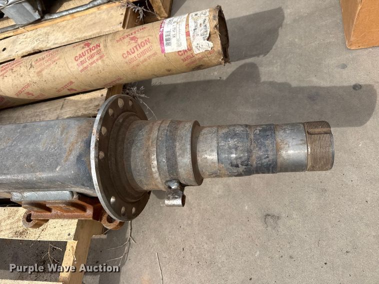 image for item FB6492 Truck parts