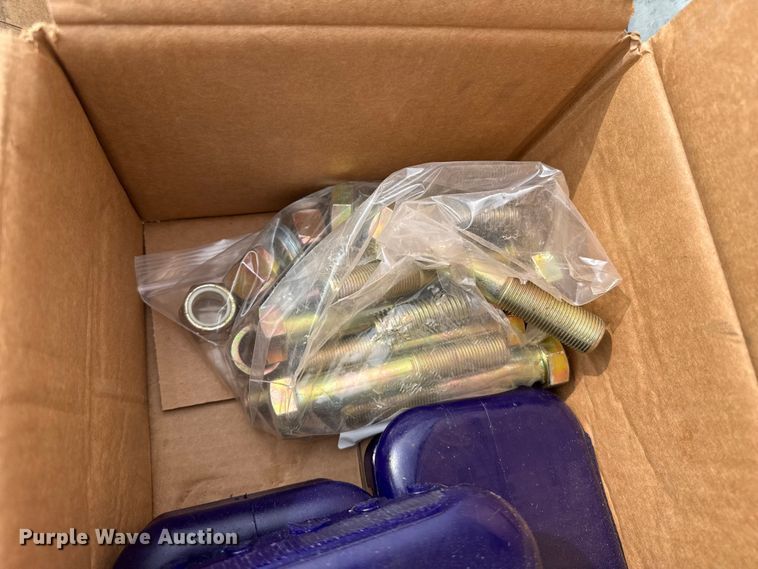 image for item FB6492 Truck parts