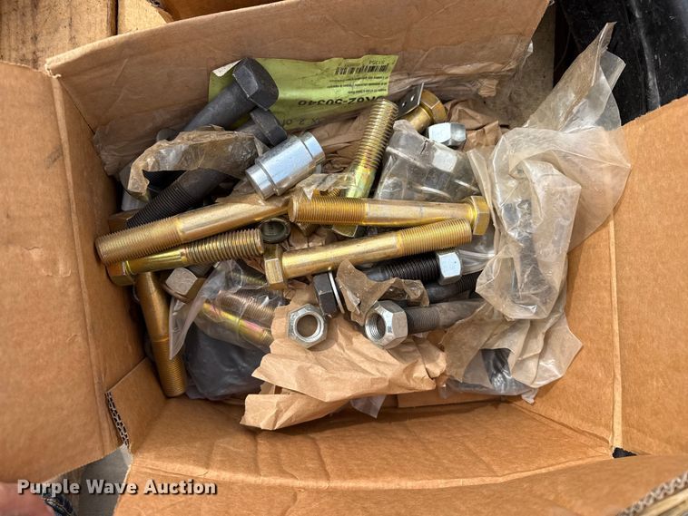 image for item FB6492 Truck parts