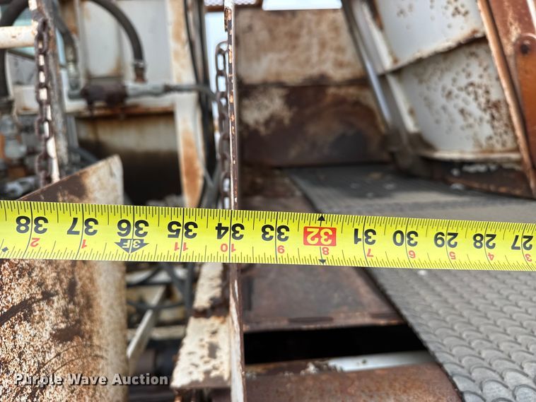 image for item FB6496 1982 International 1954 feed mixer truck