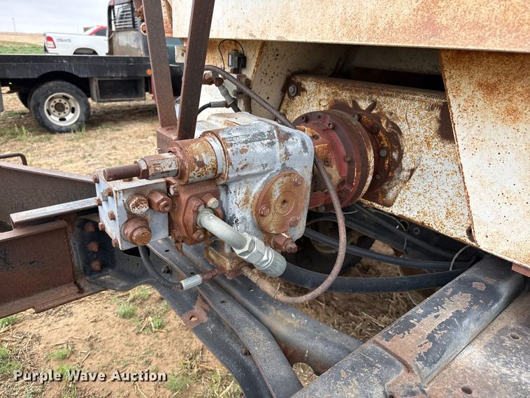 image for item FB6496 1982 International 1954 feed mixer truck