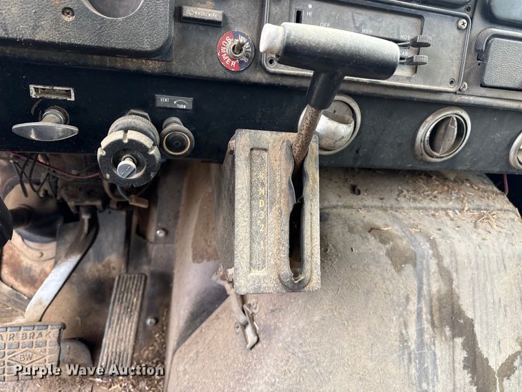 image for item FB6496 1982 International 1954 feed mixer truck