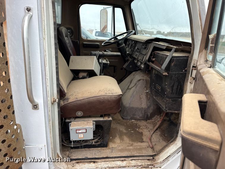 image for item FB6496 1982 International 1954 feed mixer truck