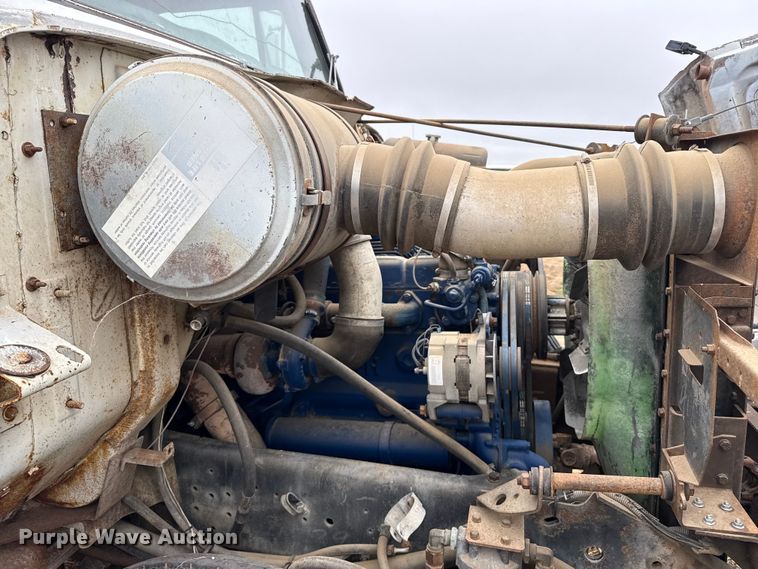 image for item FB6496 1982 International 1954 feed mixer truck