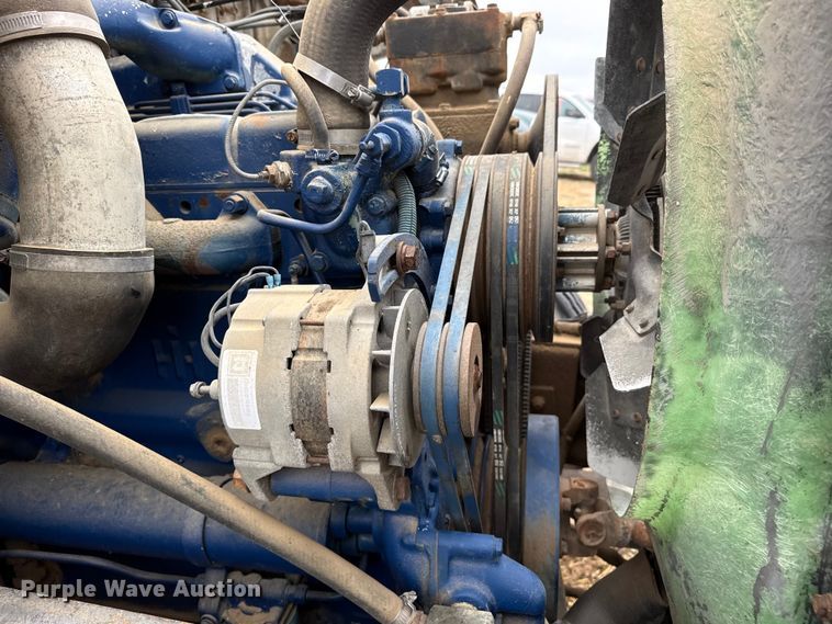 image for item FB6496 1982 International 1954 feed mixer truck