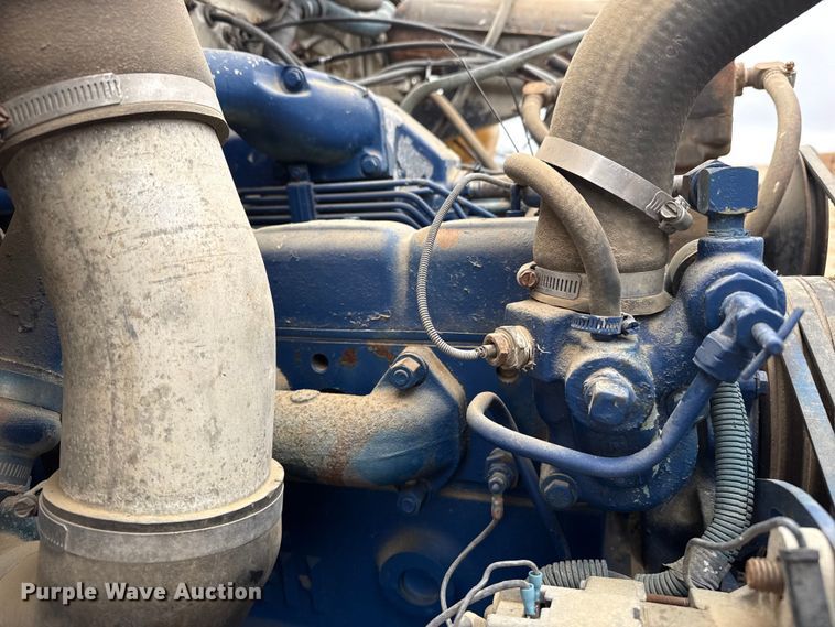 image for item FB6496 1982 International 1954 feed mixer truck