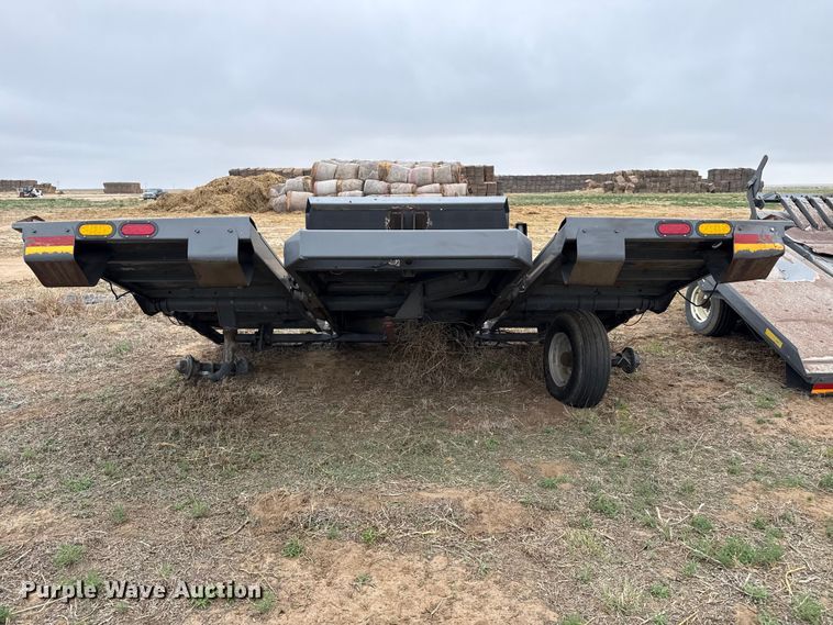 image for item FB6499 Massey Ferguson AC25 bale accumulator