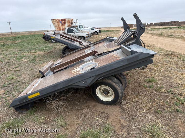 image for item FB6500 Massey Ferguson AC25 bale accumulator
