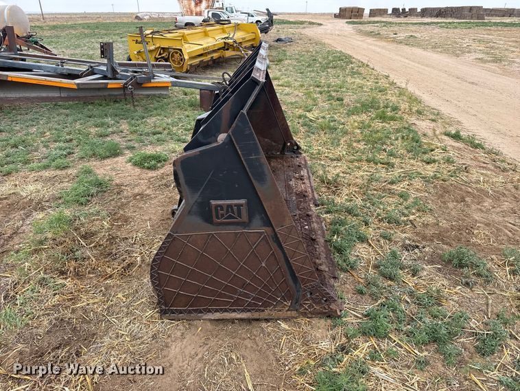 image for item FB6503 Caterpillar bucket