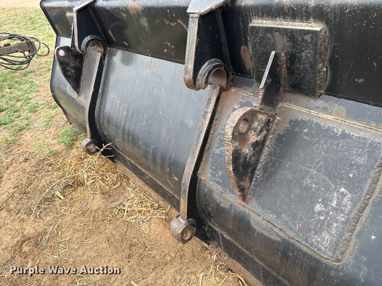 image for item FB6503 Caterpillar bucket