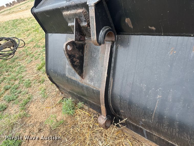 image for item FB6503 Caterpillar bucket