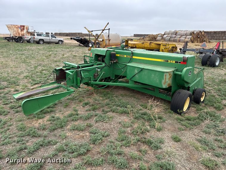 image for item FB6505 John Deere 348 small square baler
