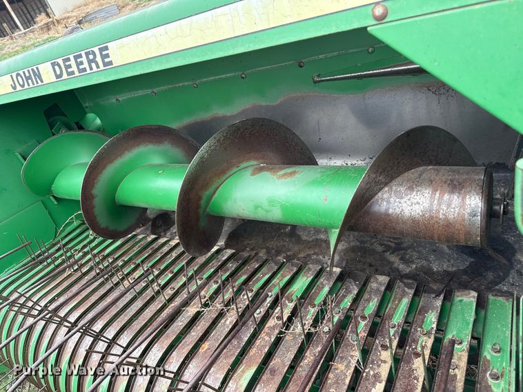 image for item FB6505 John Deere 348 small square baler