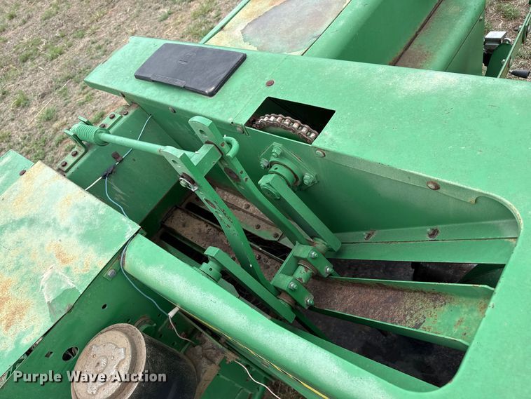 image for item FB6505 John Deere 348 small square baler