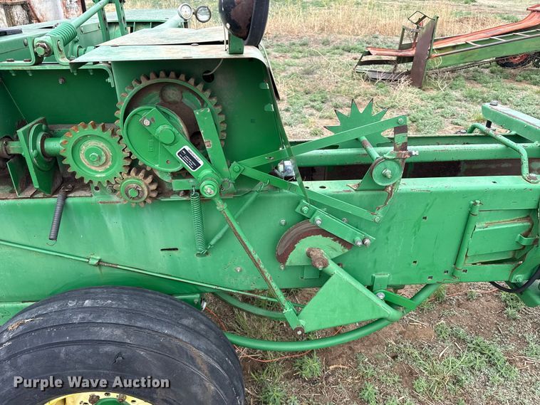 image for item FB6505 John Deere 348 small square baler